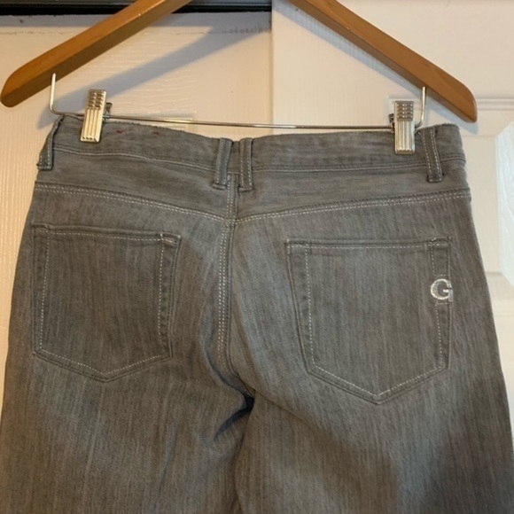 GUESS Light Gray Straight Leg Jeans Size 27 - Picture 7 of 7